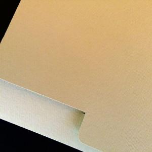 Πολυτελές Προσκλητήριο Γάμου -lux49 - <p>Kουμπωτό προσκλητήριo γάμου 16x22cm. από ραβδωτό χαρτί σε κρεμ και γηίνες αποχρώσεις.</p>...